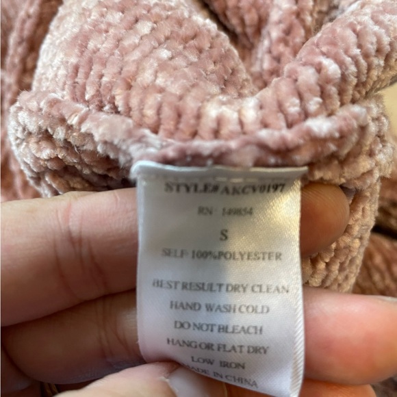 Sadie & Sage | Light pink chenille sweater cottage core twee boxy flowers - Picture 6 of 7